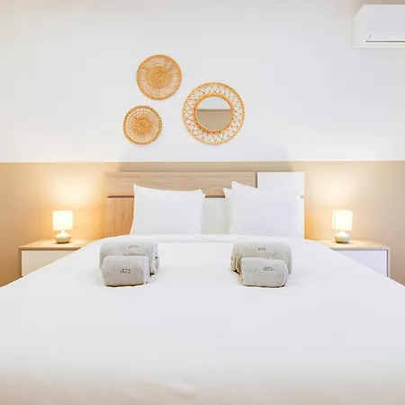 Old Town 1br - 350m From Pool Ac Wi-fi 公寓 *