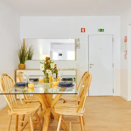 Old Town 1br - 350m From Pool Ac Wi-fi البوفيرا